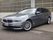 ＢＭＷ ５シリーズ　ツーリング ５２３ｄ　ラグジュアリー