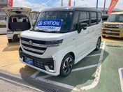 スズキ スペーシア　カスタム　４ＷＤ カスタム　ＨＹＢＲＩＤ　ＸＳターボ