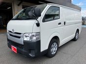 トヨタ ハイエースバン　２ＷＤ 中温冷凍バン　１．２５トン