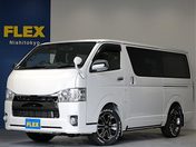 トヨタ ハイエースバン　４ＷＤ ５Ｄ２．８ＤＴスーパーＧＬ　５０ＴＨ　Ａ