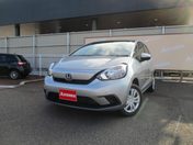 ホンダ フィット　４ＷＤ ベーシック