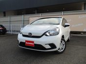 ホンダ フィット　４ＷＤ ベーシック
