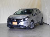 日産 ノート　４ＷＤ Ｘ　ＦＯＵＲ