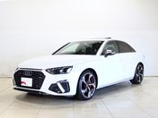 アウディ Ｓ４ ベースグレード