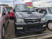ダイハツ テリオスキッド　４ＷＤ カスタムＸ
