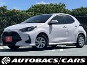 トヨタ ヤリス １０００　Ｘ　５ドア　ＦＣＶＴ　２ＷＤ　