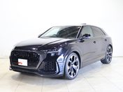 アウディ ＲＳ　Ｑ８ ベースグレード
