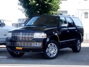 リンカーン ナビゲーター　４ＷＤ ベースグレード
