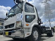 三菱ふそう ファイター 増トン５．９ｔ積アームロール