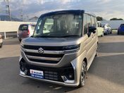 スズキ スペーシア　カスタム　４ＷＤ カスタム　ＨＹＢＲＩＤ　ＸＳターボ