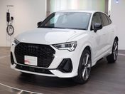 アウディ Ｑ３スポーツバック ダイナミック　エディション