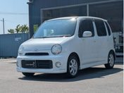 ダイハツ ムーヴ　ラテ クール　ＶＳ