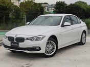ＢＭＷ ３シリーズ　セダン ３２０ｉ　ｘＤｒｉｖｅ　ラグジュアリー