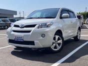 トヨタ イスト　４ＷＤ １５０Ｇ　４ＷＤ