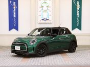 ＢＭＷ ミニ　クーパー　５ドア ベースグレード