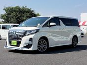 トヨタ アルファード Ｓ