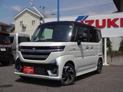 スズキ スペーシア　カスタム　４ＷＤ カスタム　ＨＹＢＲＩＤ　ＸＳターボ　４Ｗ