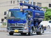 日野自動車 レンジャー ３．１５ｔ　飼料運搬車