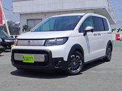 ホンダ フリード　ｅ：ＨＥＶ ｅＨＥＶクロスター