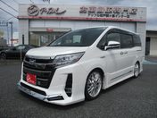 トヨタ ノア　ハイブリッド Ｓｉ　ダブルバイビー３