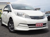 日産 ノート ライダー　ルーフスポイラー　禁煙車　社外