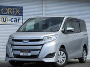 トヨタ ノア　４ＷＤ Ｘ