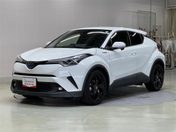 トヨタ Ｃ－ＨＲ Ｇ　ハイブリッド　モード　ネロ