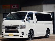 トヨタ ハイエースバン　４ＷＤ スーパーＧＬ　ダークプライム２