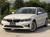 ＢＭＷ ３シリーズ　ツーリング ３２０ｄ　ｘＤｒｉｖｅ　Ｅｄジョイプラス