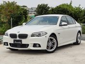 ＢＭＷ ５シリーズ　セダン ５２３ｄ　Ｍスポーツ