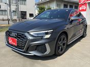 アウディ Ｓ３　スポーツバック ベースグレード