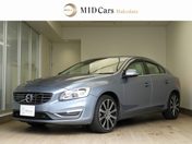 ボルボ Ｓ６０ Ｔ６　ＡＷＤ　Ｒデザイン