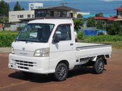 ダイハツ ハイゼットトラック　４ＷＤ 農用スペシャル　５ＭＴ　ＣＤ　荷台ライト