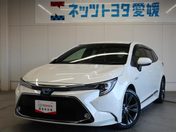 トヨタ カローラ　ツーリング　ハイブリッド Ｗ×Ｂ
