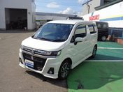 スズキ ワゴンＲ　カスタムＺ　４ＷＤ カスタムＺ　ＨＹＢＲＩＤ　ＺＸ　４型