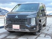 三菱 デリカ　Ｄ：５　４ＷＤ ２．２　シャモニー　電動サイドステップ非