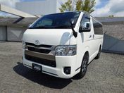トヨタ ハイエースバン　２ＷＤ ロングスーパーＧＬ　ダークプライムＳ
