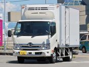 日野自動車 デュトロ ２．９５ｔ　ワイドロング　冷蔵・冷凍車　