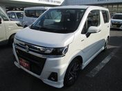 スズキ ワゴンＲ　カスタムＺ カスタムＺ　ＨＹＢＲＩＤ　ＺＴ　４型　衝