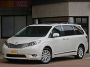 輸入　トヨタ シエナ　４ＷＤ リミテッド