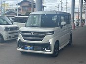 スズキ スペーシア　カスタム　４ＷＤ カスタム　ＨＹＢＲＩＤ　ＸＳ　４ＷＤ　全