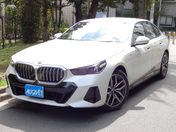 ＢＭＷ ５シリーズ　セダン ５２３ｉ　Ｍスポーツ