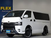 トヨタ ハイエースバン　４ＷＤ ５Ｄ２．８ＤＴスーパーＧＬ　５０ＴＨ　Ａ