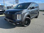 三菱 デリカ　Ｄ：５　４ＷＤ ２．２　シャモニー　電動サイドステップ非