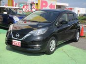 日産 ノート Ｘ　禁煙車　純正ＳＤナビ・ワンセグＴＶ・