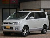三菱 デリカ　Ｄ：５　４ＷＤ Ｄ　パワーパッケージ