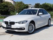 ＢＭＷ ３シリーズ　セダン ３２０ｉ　ラグジュアリー