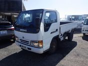 日産 アトラス 
