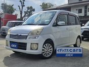 スバル ステラ　カスタム Ｒ　アイボリーセレクション