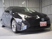 トヨタ プリウス Ｓツーリングセレクション　禁煙車　黒革シ